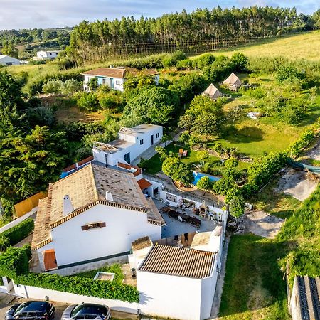 The Far End Surf House - Surf & Yoga Holidays Лориньян Экстерьер фото