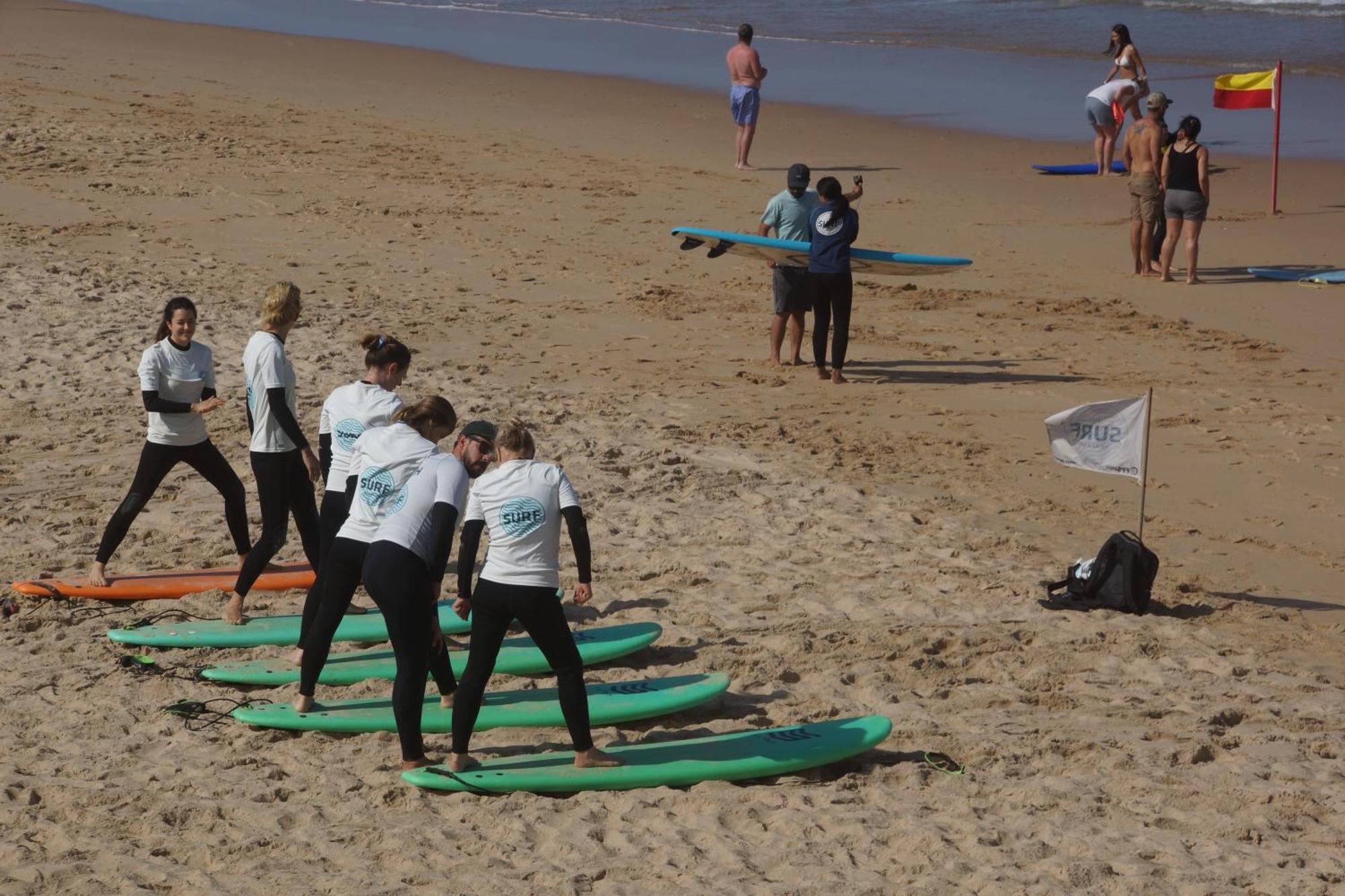 The Far End Surf House - Surf & Yoga Holidays Лориньян Экстерьер фото