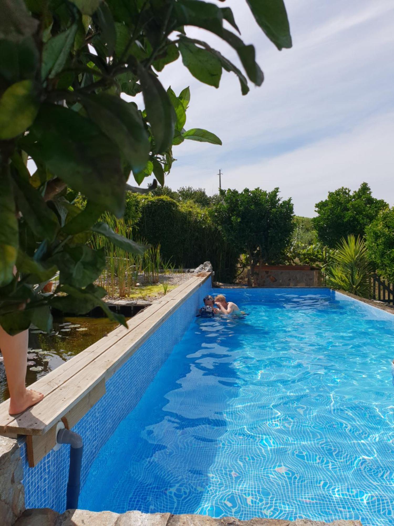 The Far End Surf House - Surf & Yoga Holidays Лориньян Экстерьер фото