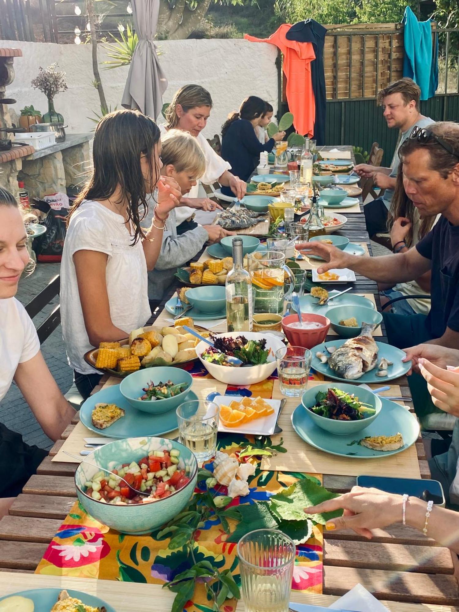 The Far End Surf House - Surf & Yoga Holidays Лориньян Экстерьер фото